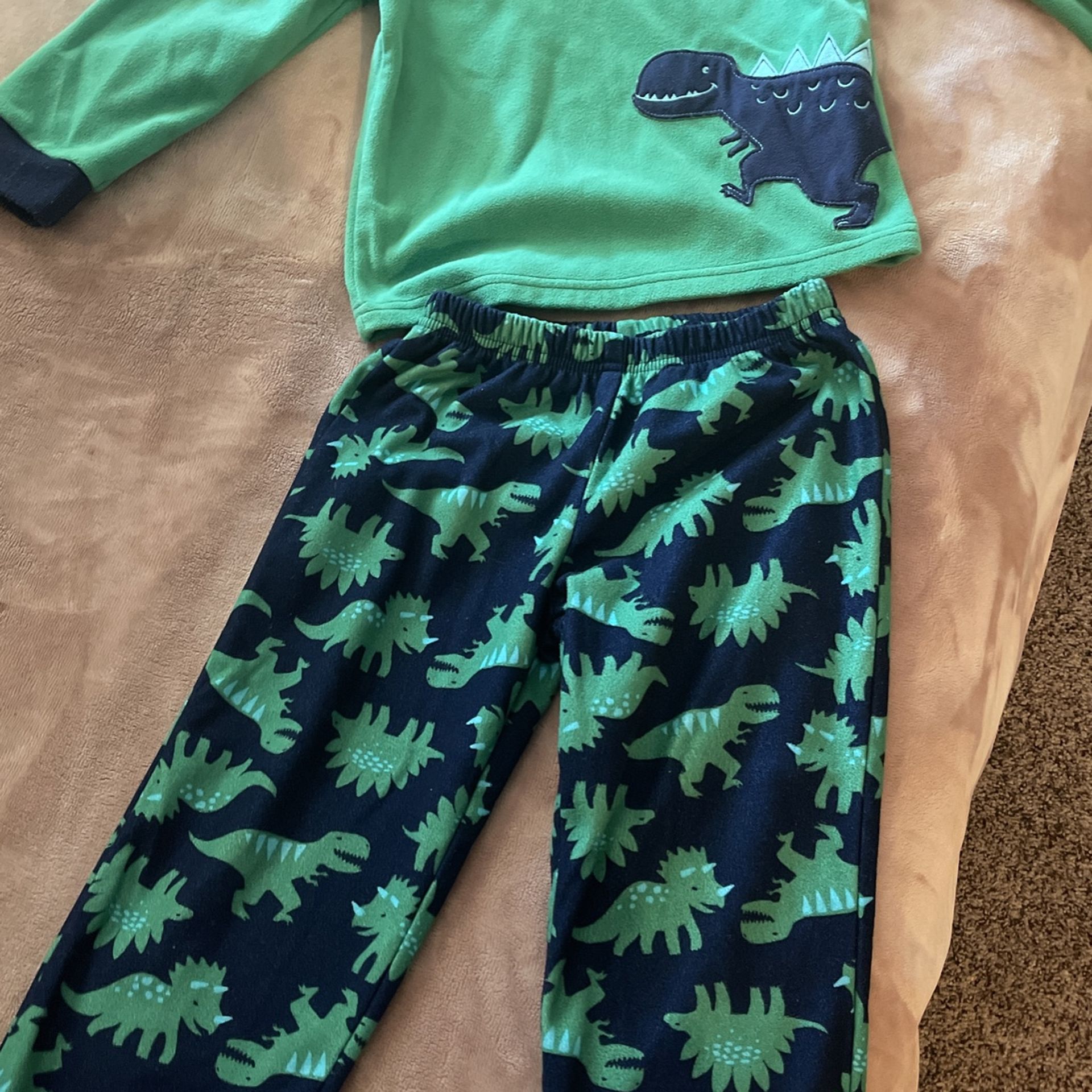 Carter’s PJ SET