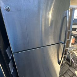 GE Fridge