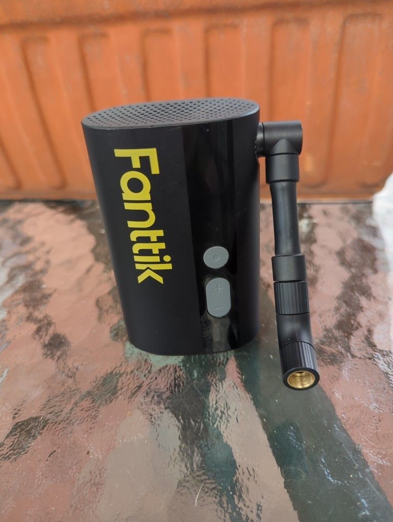 Mini Electronic Air Inflator