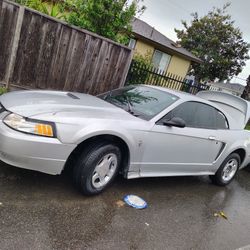 2000 Mustang 