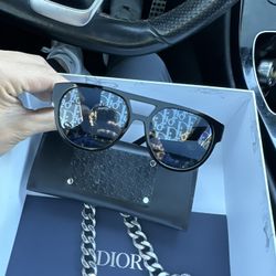 Dior sunglasses & chain 