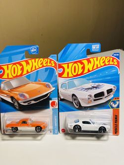 2 Collectable Hot Wheels. A Great Addition To Your Collection 
