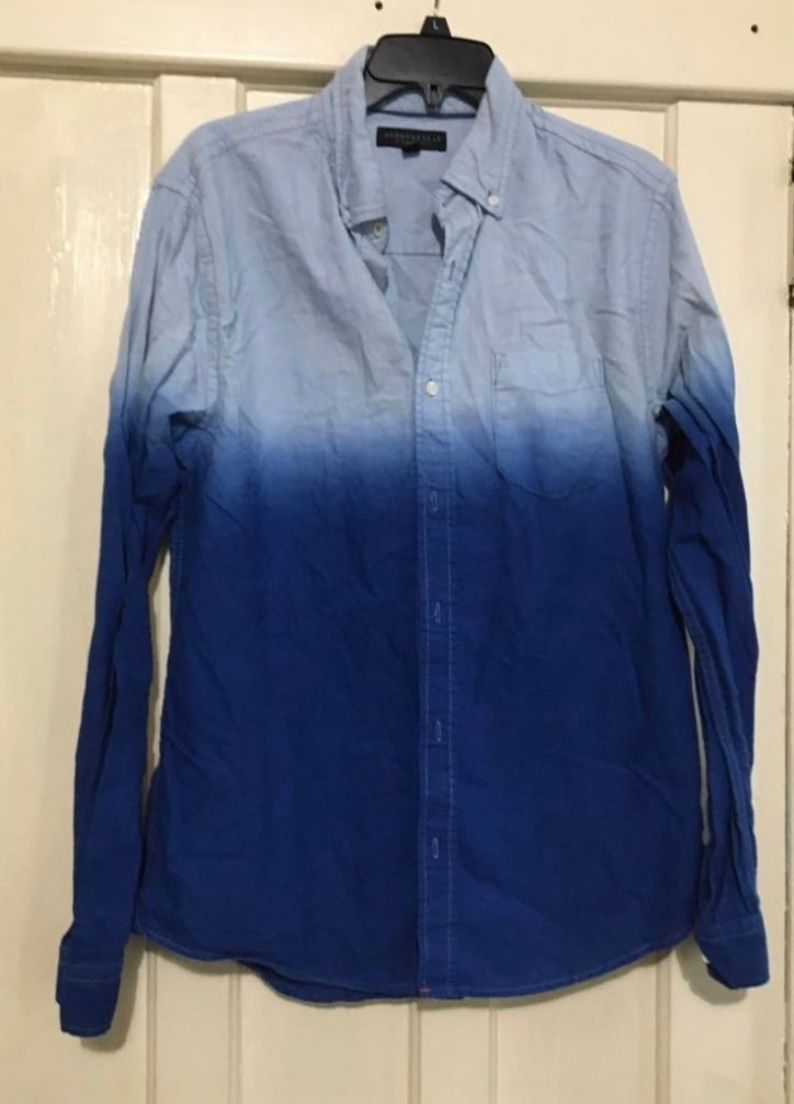Aeropostale Men’s Dip dye buttons up shirt Medium