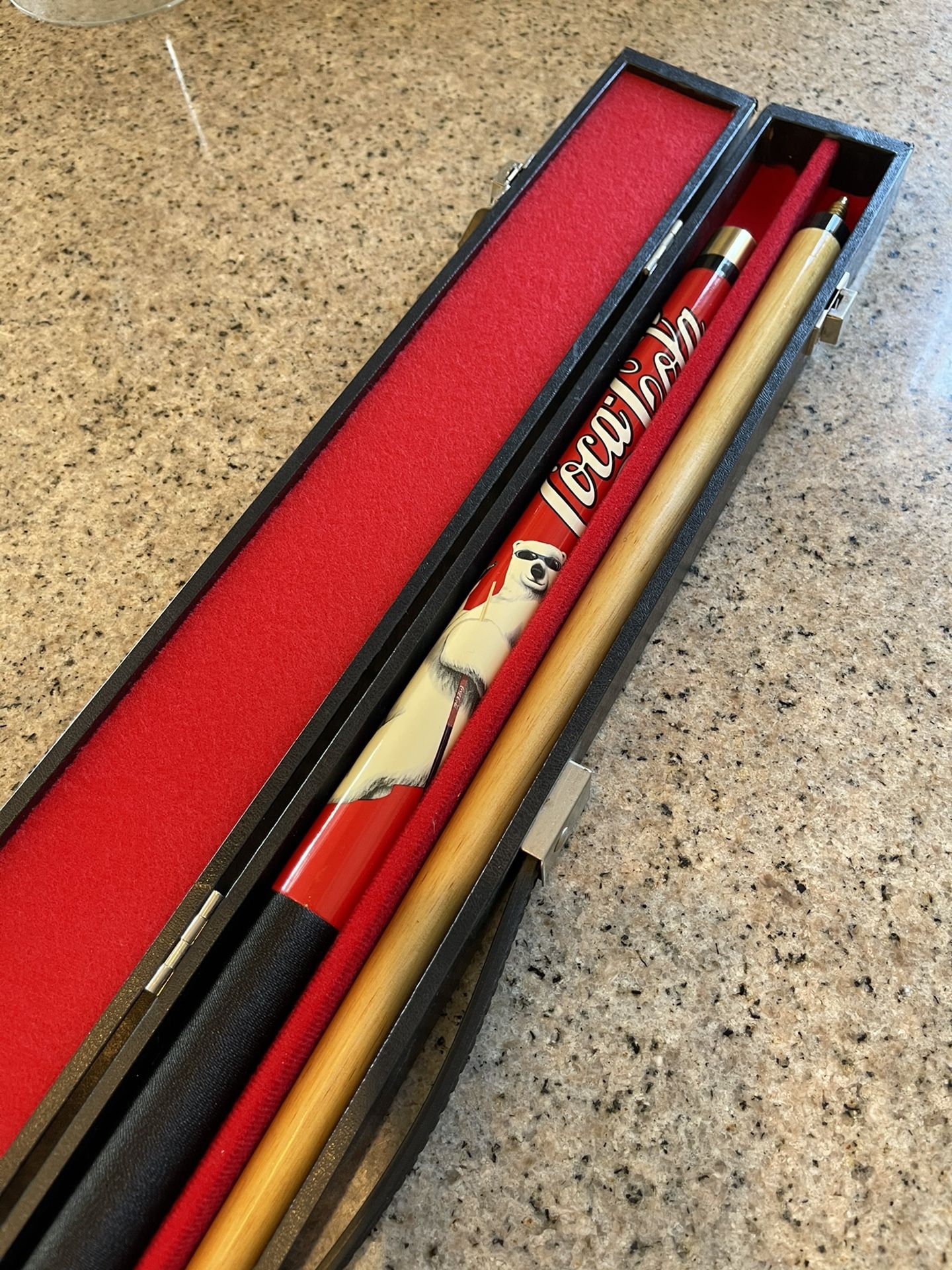 VINTAGE COCA COLA POOL CUE