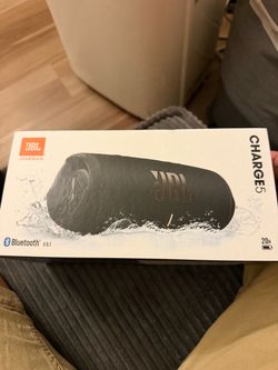 JBL Charge 5