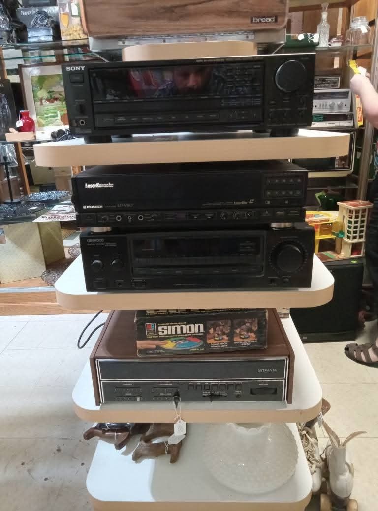 Music, Stereo Equipment, T.v. Vinyl, 8 Tracks