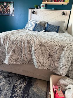 Queen bed frame with fog lights