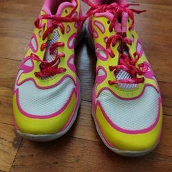 Women's Under Armor Shoes