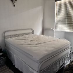 White Metal Bed Frame 