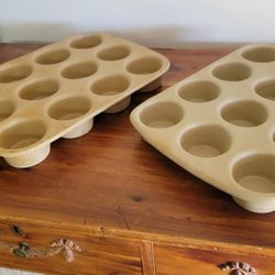 SET OF TWO Vintage Pampered Chef Unglazed Stoneware Baking Pans Muffin Cupcake Pans
