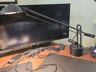 Black halogen desk lamp (not LED)