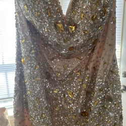 Elegant Couture Prom Dress 