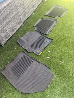 Toyota Corolla 2024 all weather mats