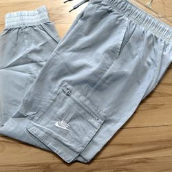 NIKE light weight nylon cargo kids large women's small brand new no tag