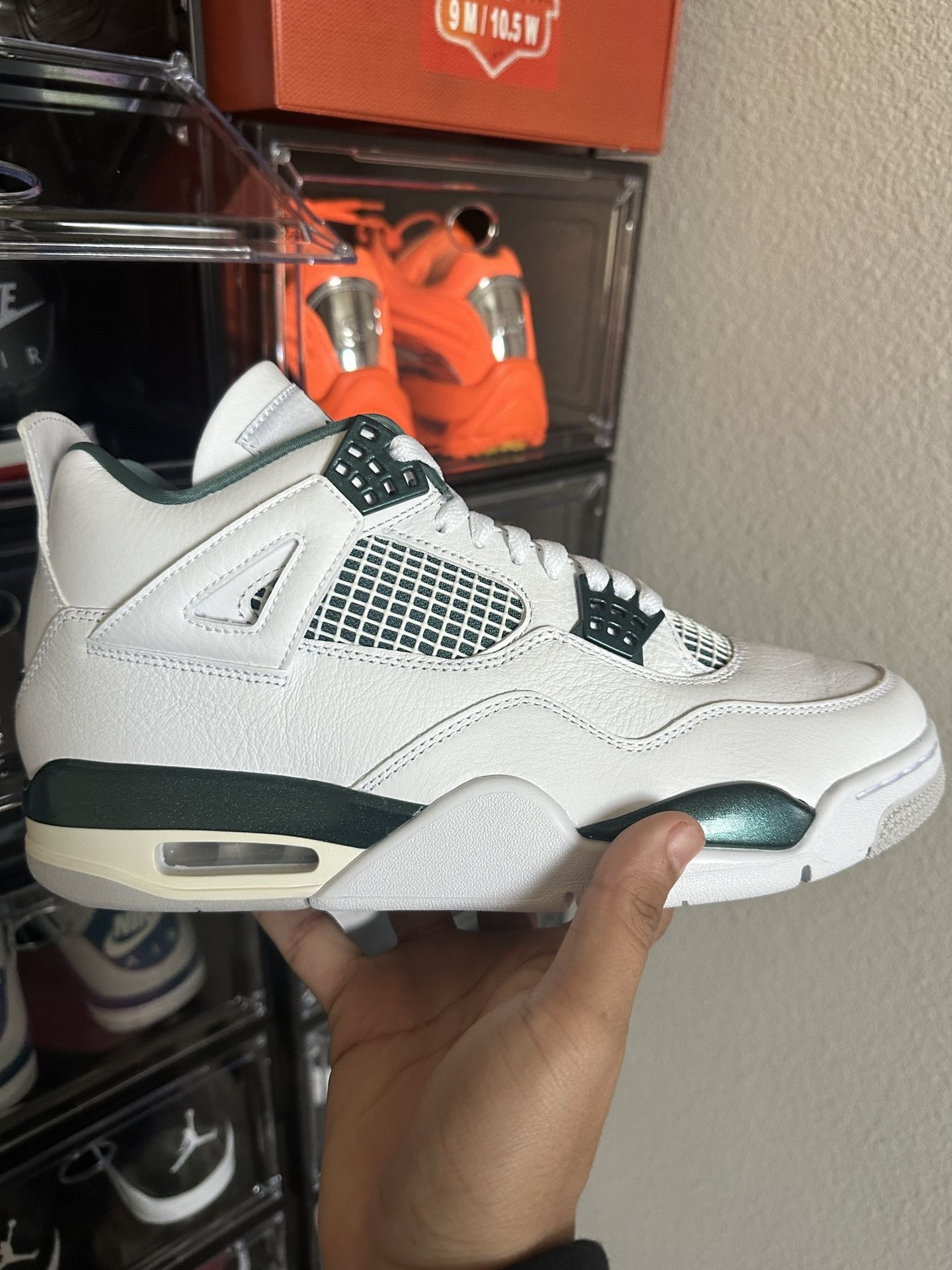Oxidized Green Jordan 4