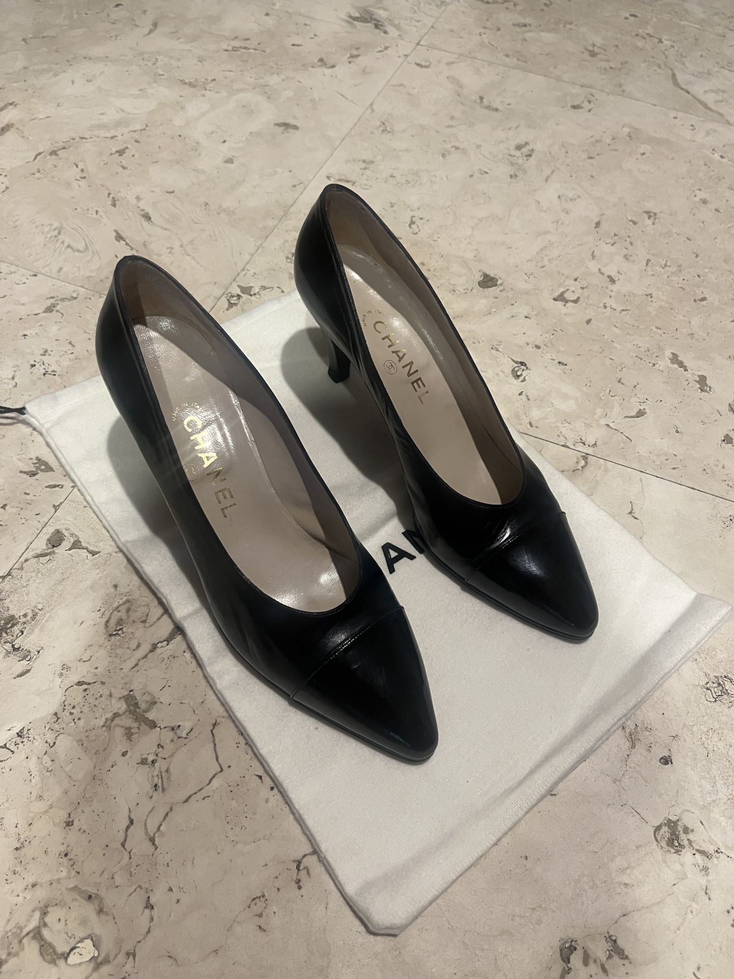 Chanel Black Leather Cap Toe Classic Heel Pumps 8.5