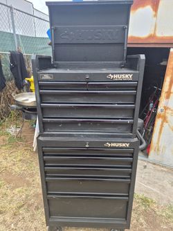 Husky tool box