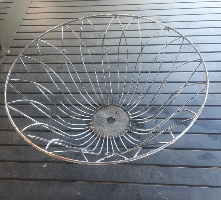 Vintage metal fruit baskets (set 2) $15