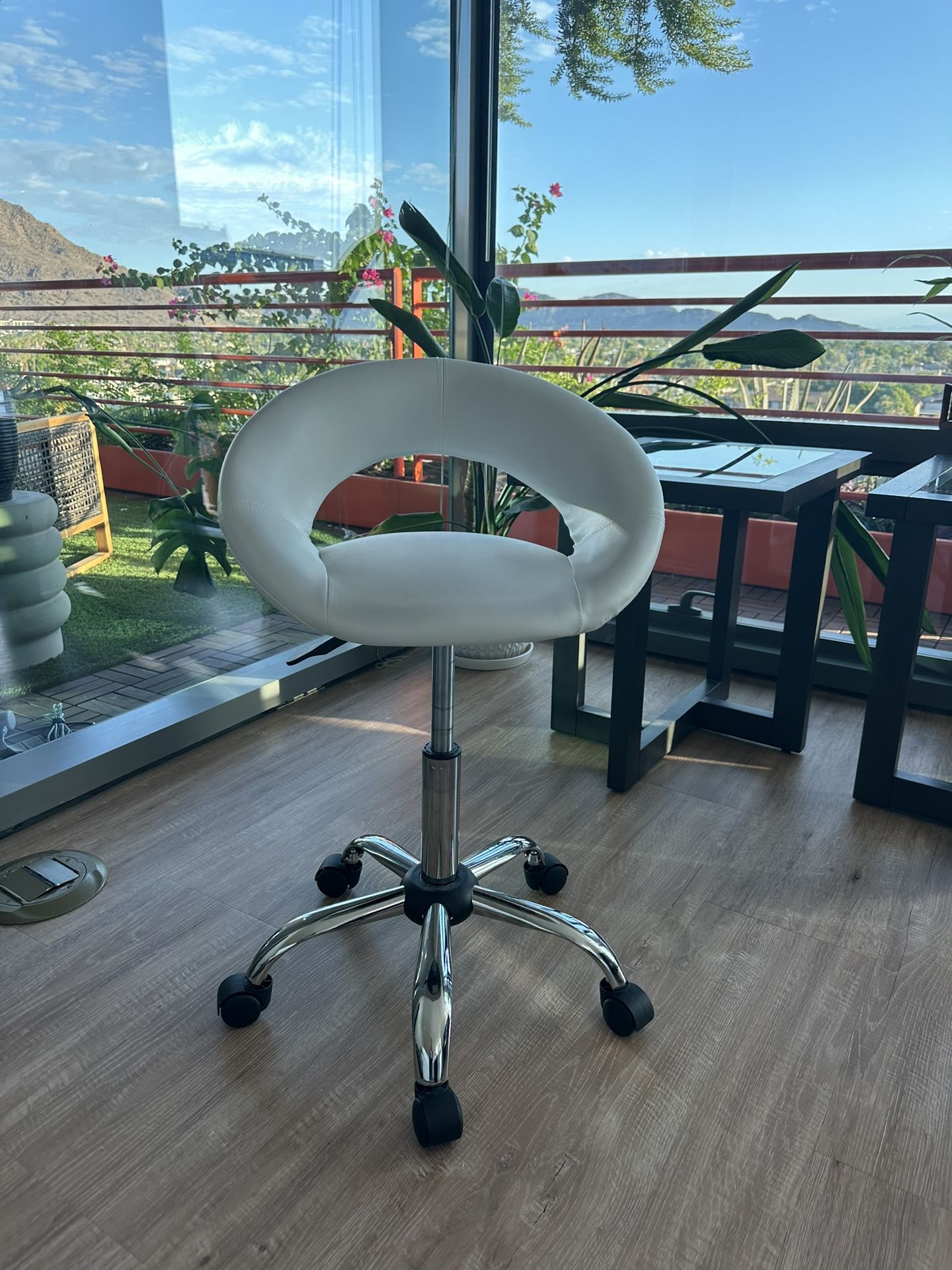 White Leather Swivel Chair