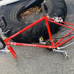 RED 🚲 Schwinn Traveler Vintage Bike Frame- SUMMERs HERE 