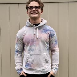 Cozy Hollister Hoodie With Tiedye Colors 