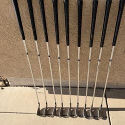 Bob Toski Mid-Size  Golf Clubs 3,4,5,6,7,8,9,PW, GW