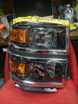 2014-15 Chevy Silverado Right Headlight Regular Clear