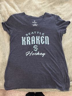 Women’s Seattle Kraken Shirt Size Large
