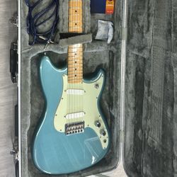 Fender Duo Sonic Guitar