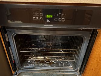 Frigidaire wall oven