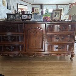 Beautiful Wood Dresser With 9 Drawers And A Large Mirror