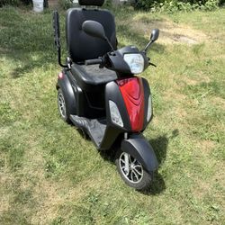 Pride raptor 3 wheel scooter