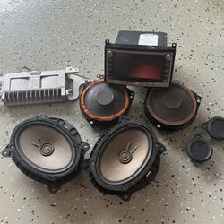 Sistema JBL para Toyota VENZA