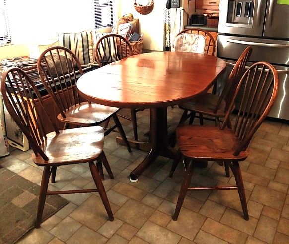 Custom Solid Oak Pedestal Dining Table & Chairs
