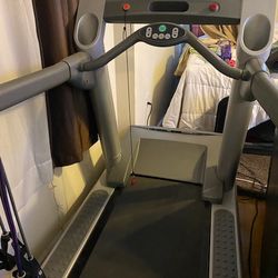 Treadmill  ... Need This Gone Today Pls...