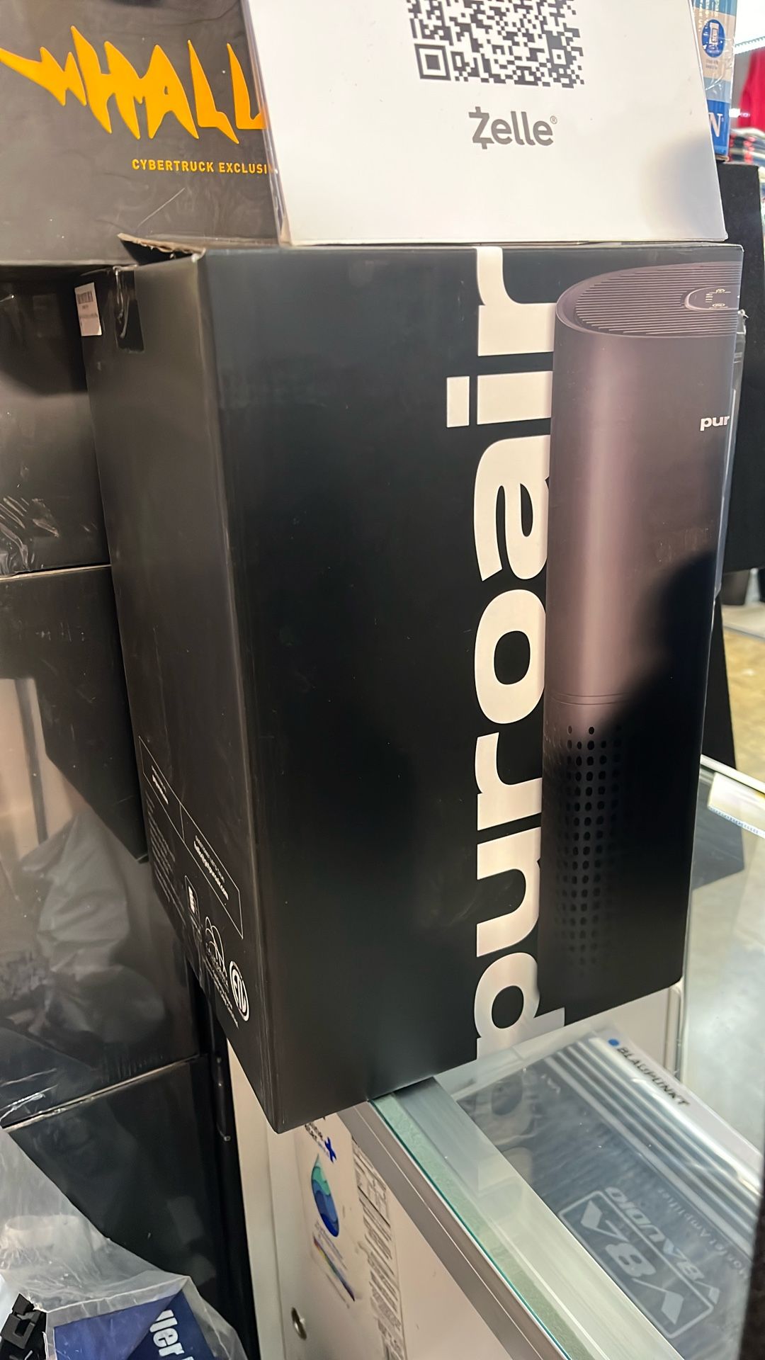 Air Purifier Hepa -14.   Brand  New 