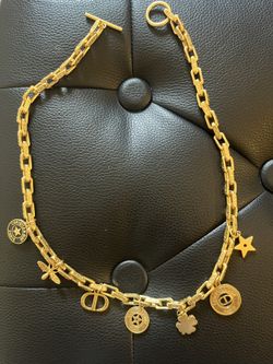 Women Necklace Choker Bee