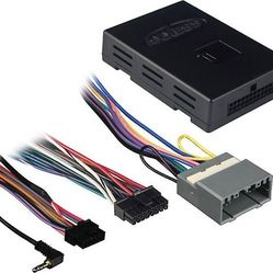 Metra Axxess CHTO-01 Interface Allows you to install a new stereo in 2005-up Chrysler-built vehicles with premium audio