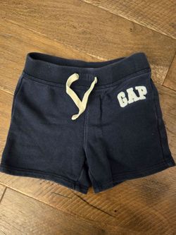 Gap baby boy shorts (12-18 months)