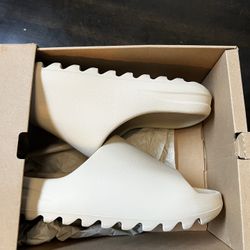 Yeezy Slide Bone 2022