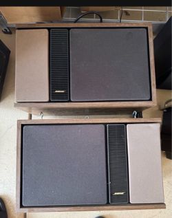 Classic Bose 301 Series 2 Speakers