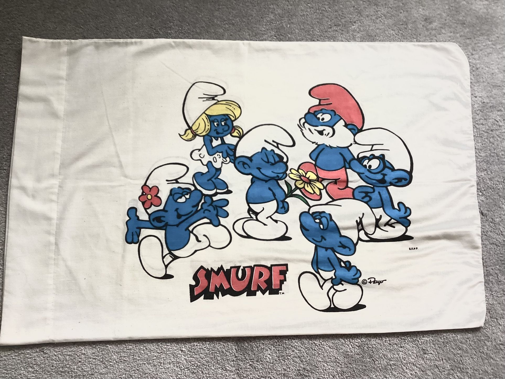 Preowned 1980s Smurf Cartoon Pillowcase Animation Collectible