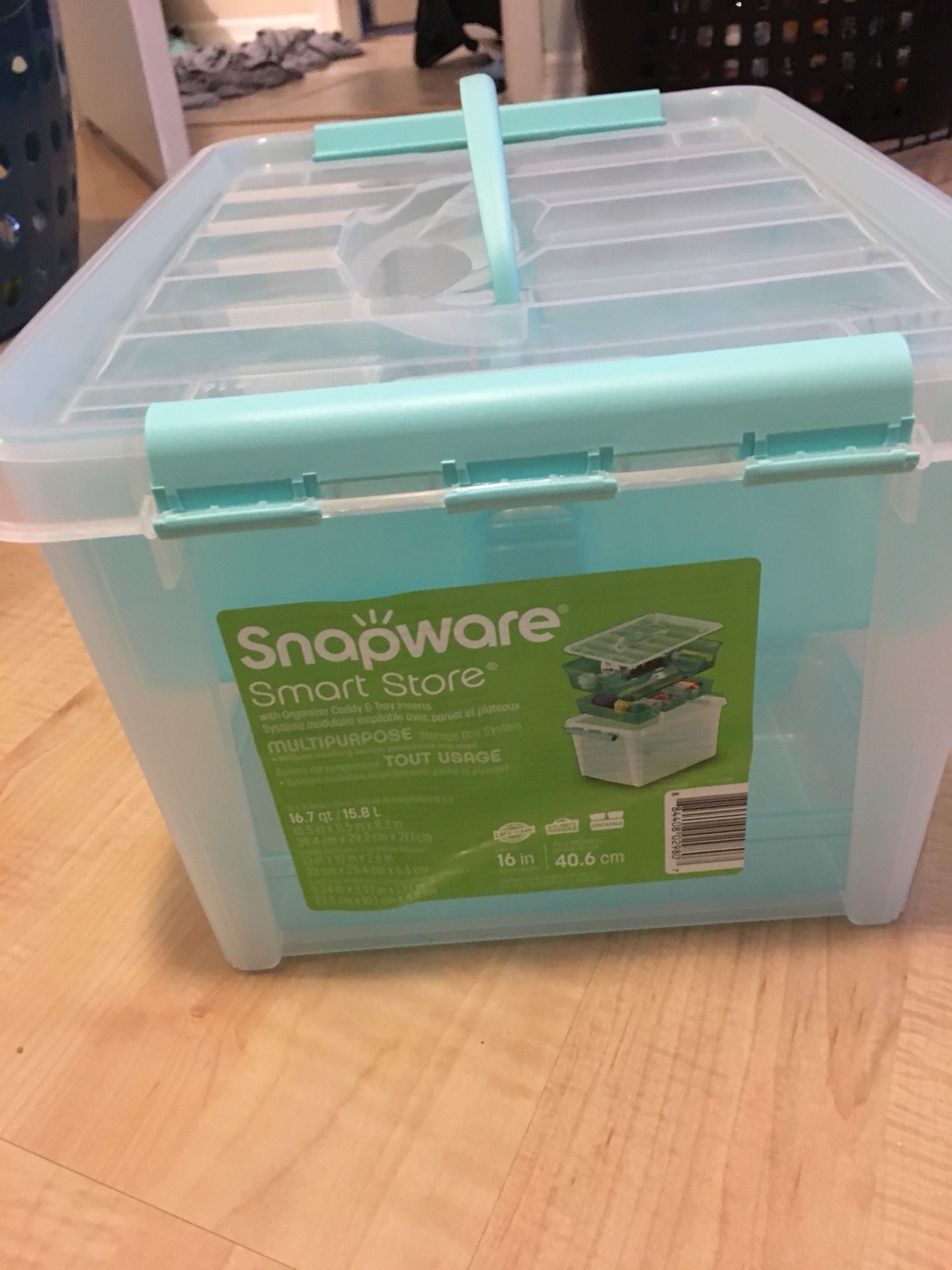 Snapware 29-Cup Food Storage Container w/ Handle - clear plastic for Sale  in Las Vegas, NV - OfferUp
