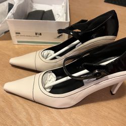 Sacha Too - Cream/Black Heels