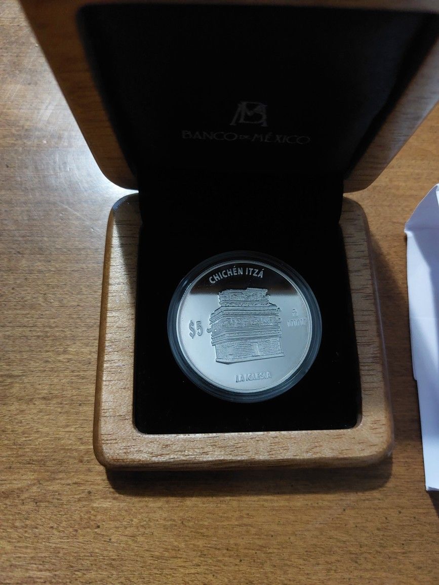 Chichen Itza La Iglesia Mexico 5 Pesos Silver 1oz. Proof w/Mint Case