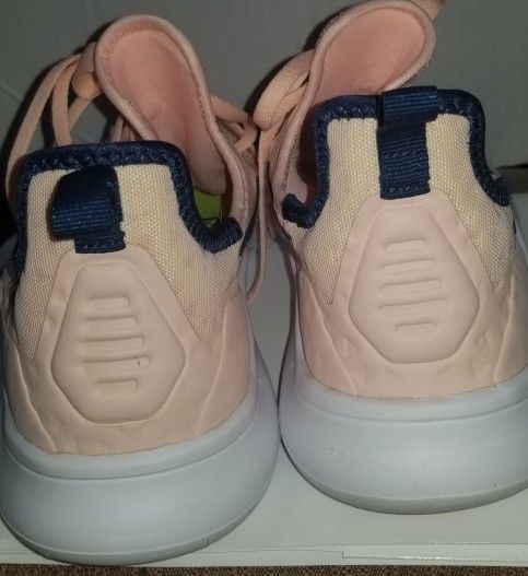 GORGEOUS  NEW  NIKE  TR8 TRAINING WOMEN\'S SHOES 