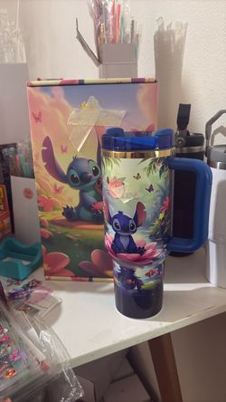 Stitch Tumbler with Handle and Lid