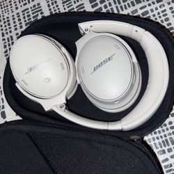 Bose Qc45 Cream Colored 