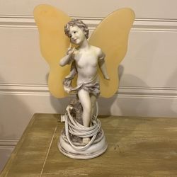 Italian Cherub Porcelain Lamp