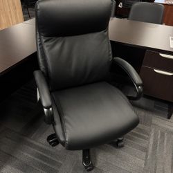 New - Executive Big & Tall Office Chair 